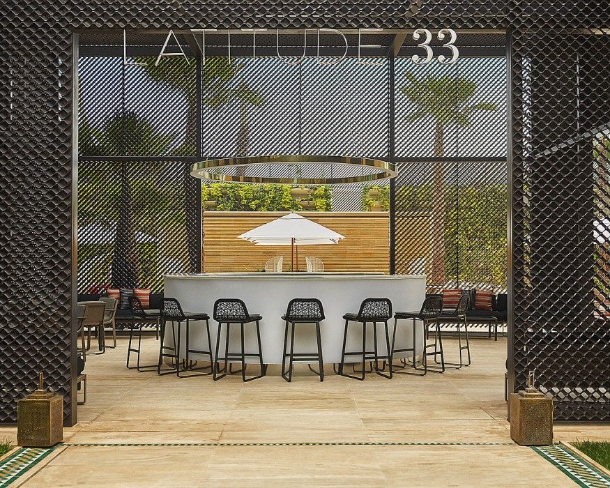 Four Seasons Hotel Касабланка Экстерьер фото The outdoor bar at the W Hollywood