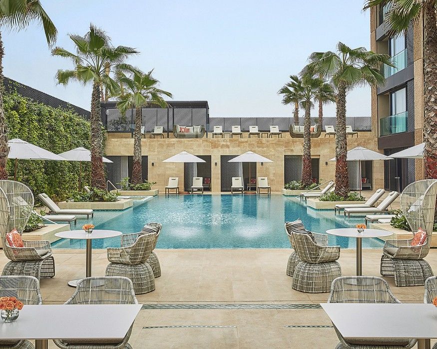 Four Seasons Hotel Касабланка Экстерьер фото The pool at the Four Seasons Hotel, Beirut